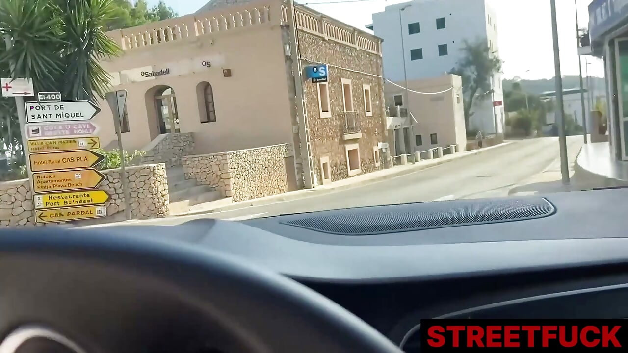 Streetfuck Slimfit Emelie Needs a Outdoor Fuck
