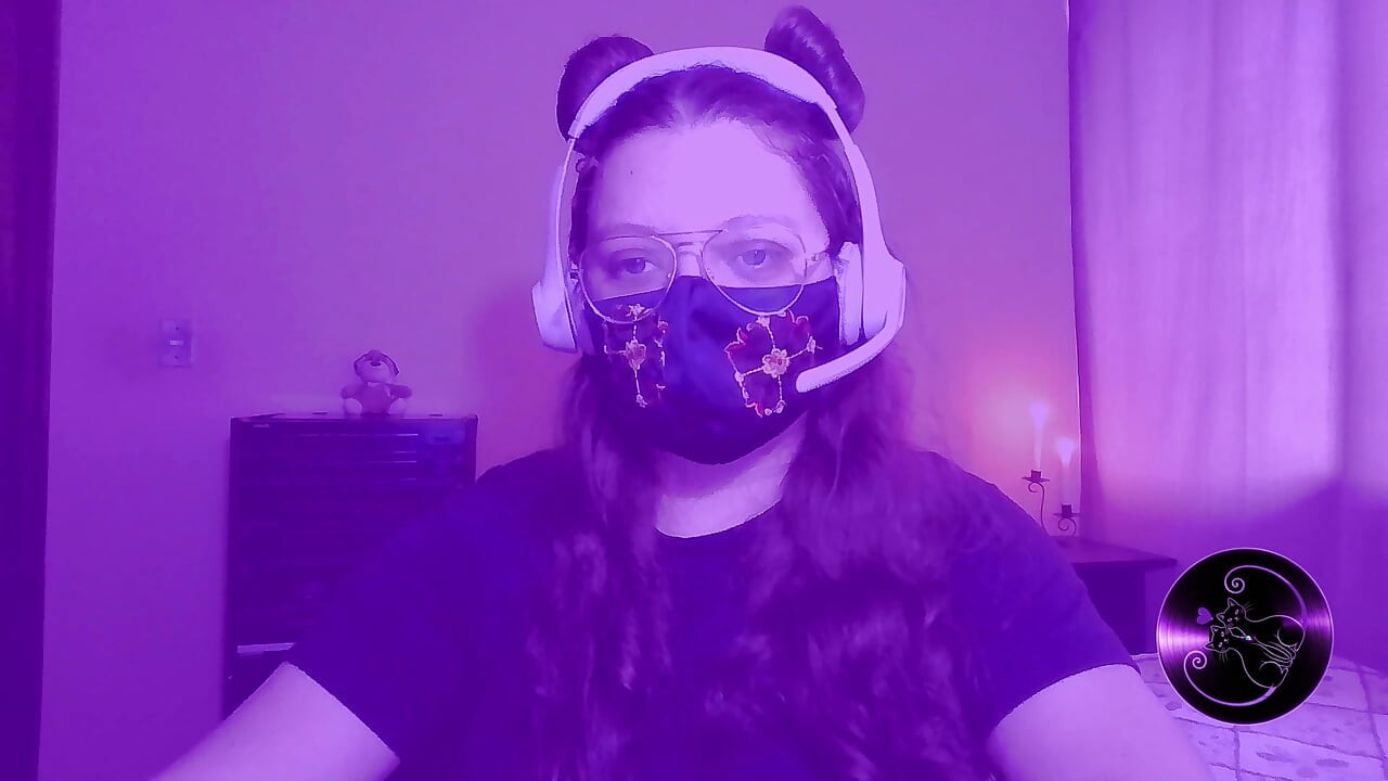 A Night of Play and Confessions