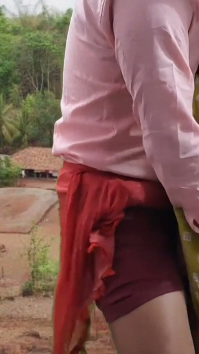 Outdoor bhabhi fucket | Clip 2