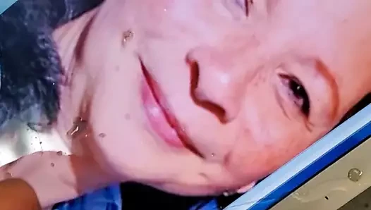 Böyle tatlı bir yüz