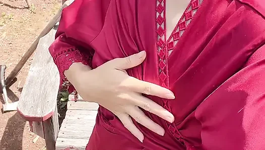 Nake seksi memek seksi di luar ruangan