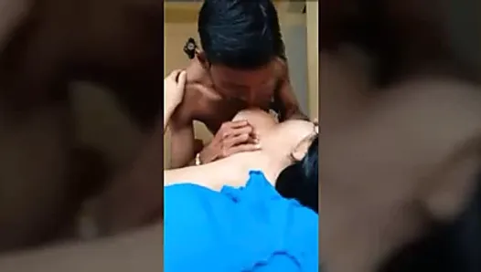 desi girl fucking with husband's friend