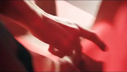 Seksi toket besar threesome bersetubuh