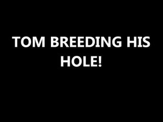 Tom Breeding his hole