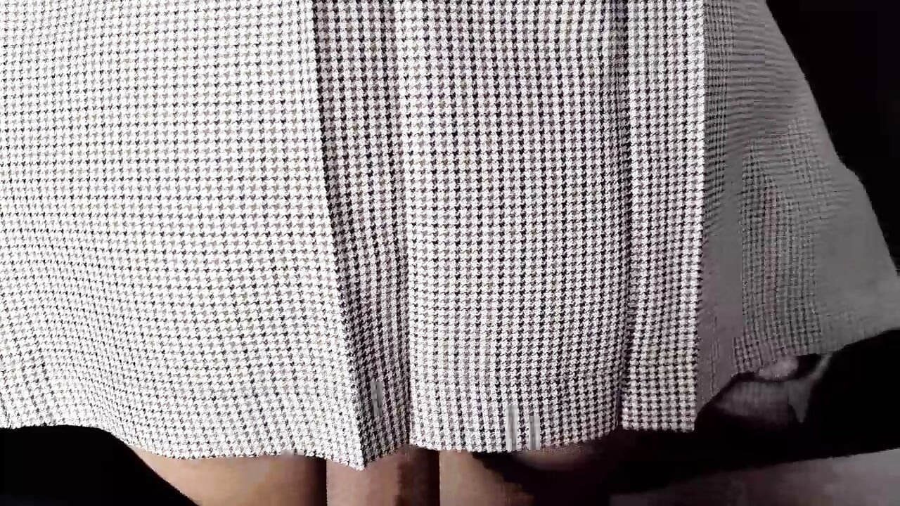 No me rompas por favor! : Parte 2 Colegiala apenas legal 18+ Le gusta que se la cojan después de clases