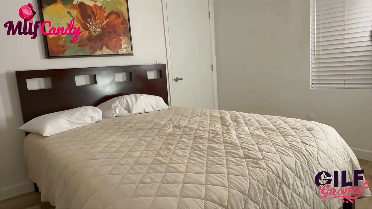 Labrisa den sexy modne PAWG mot Phantom Strokes