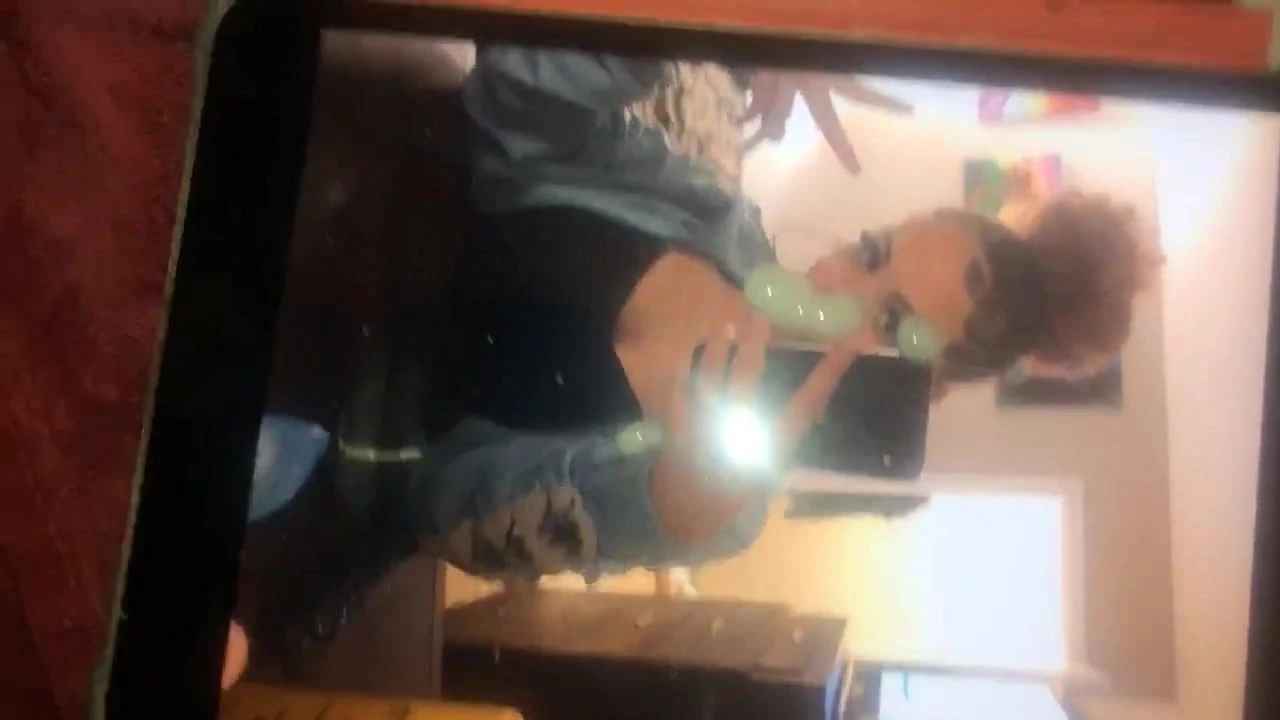 Lightskin cumtribute