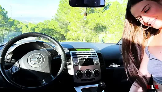 Halka açık oral seks kesintiye uğradı... Arabada büyük bir döl yutmasıyla sona erdi - klx