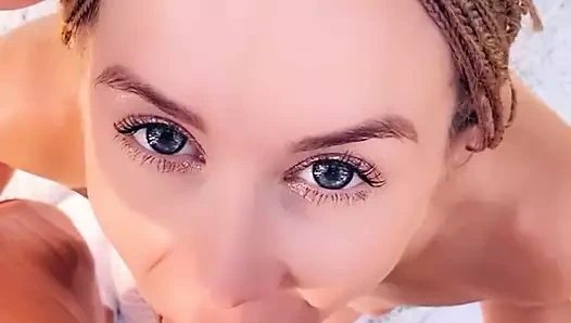 Minyon fit kız ormanda anal döllemeden önce götten ağza sikişiyor - mia bandini