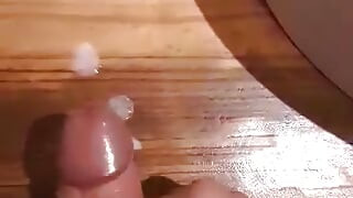 Small cumshot