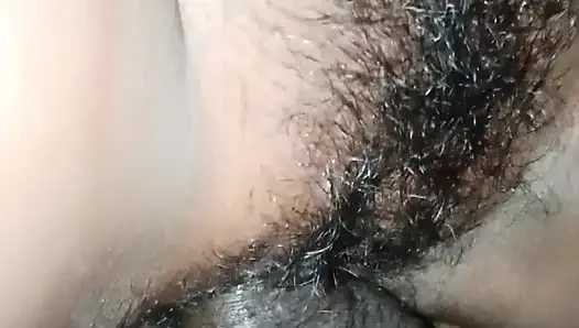 Desi bhabhi ko land munh mein dekhkar chut faadi