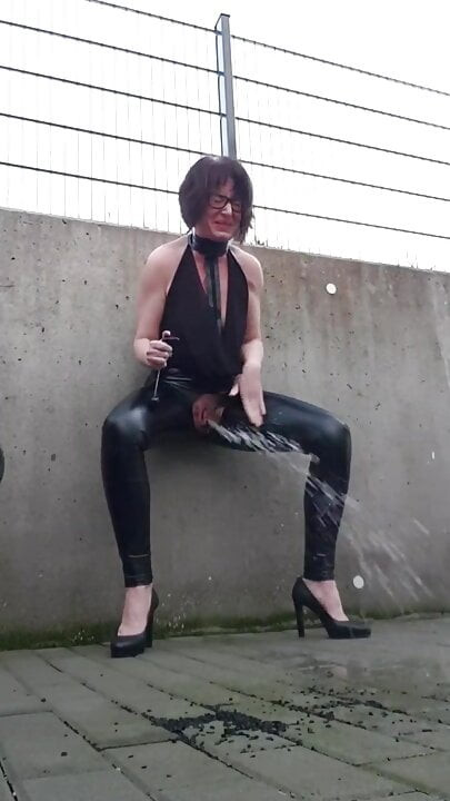 Very strong happy new year squirt from Julie outdoor