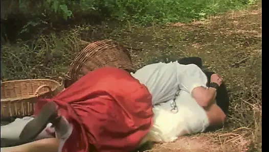 Die Haushälterin Bekommt Vom General Eine Tracht Prügel