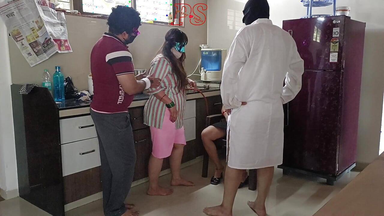 Hintli dörtlü hintçe ses kaydı