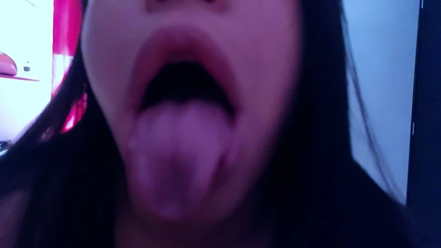 Look daddy! I swallowed it all!