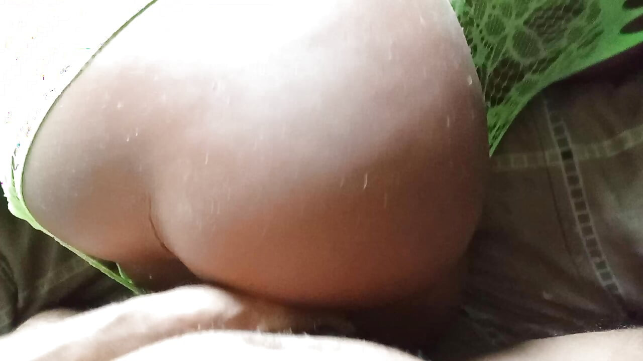 Y'all..Look At This Thick, Phat Ebony, Cocoa Booty!