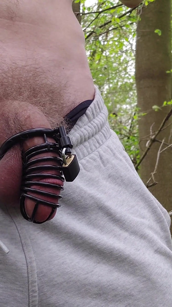 Must-share moment from "Locked and horny on the fields"