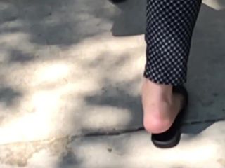 Slow motion feet