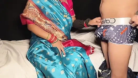 Desi indian step sister ko slik blue saree sex videos full enjoy hard sex videos