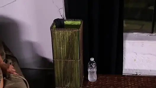 Татуированную лесбиянку лижут вместо того, чтобы учиться