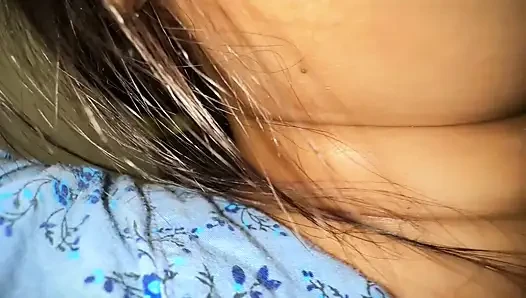 Ibu tiri arab dengan pantat montok dan toket aduhai lagi ngidam dientot sama kontol besar