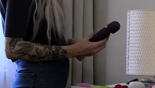 Sexy student needs cash- Interview