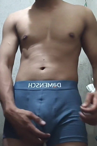 Solo Guy Masterbating