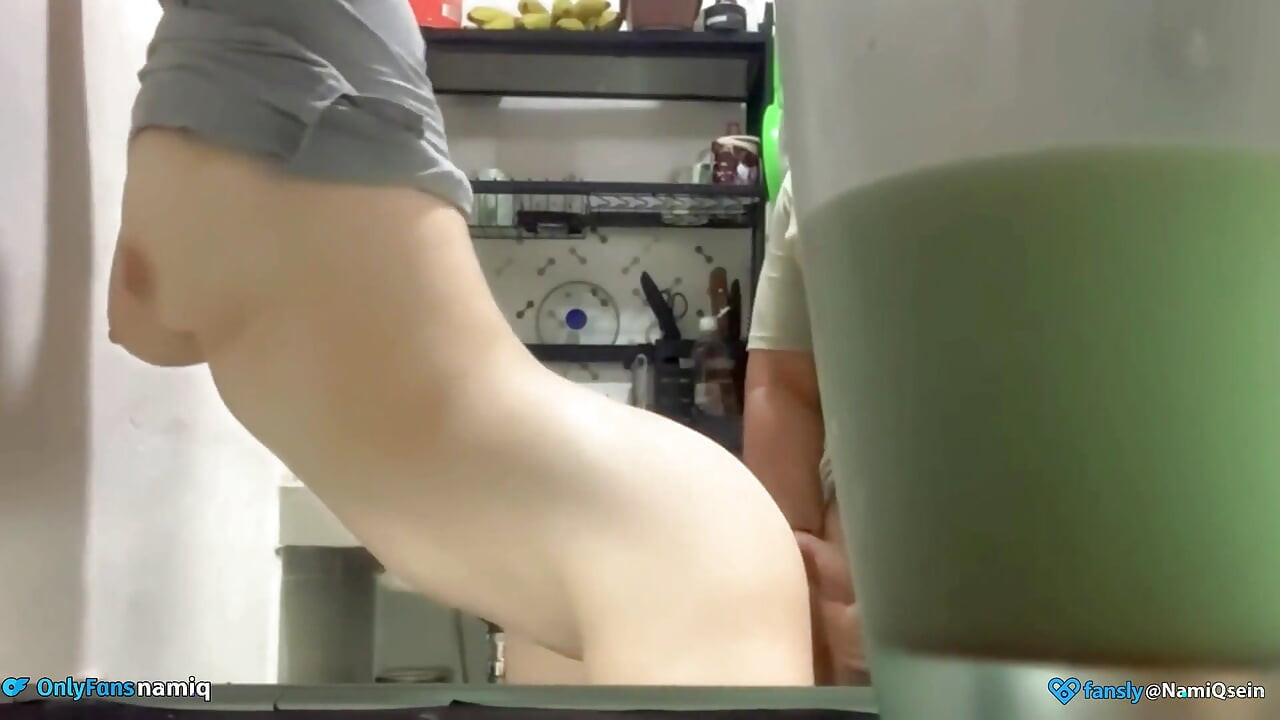 Tetanggaku pecah peras susu sama tetangganya sendiri