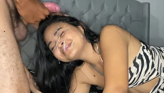 Seducing my stepsister to fuck her and fill her face with milk