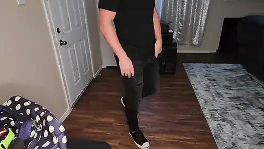 İri göğüslü ev hanımı kocasını büyük boğayla aldatıyor!