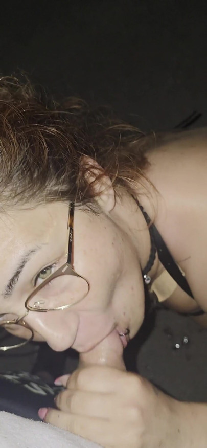 I give a blowjob to a stranger | Clip 2