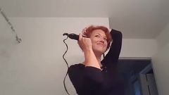sexy milf shaves her head