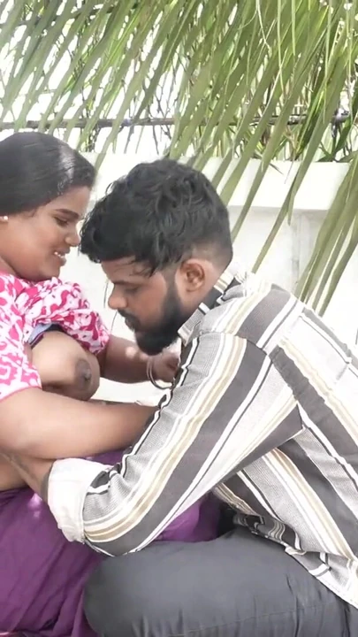 Iconic moment from "new tamil girl was weeping in the field of people without recognition, then brought it to the house and"