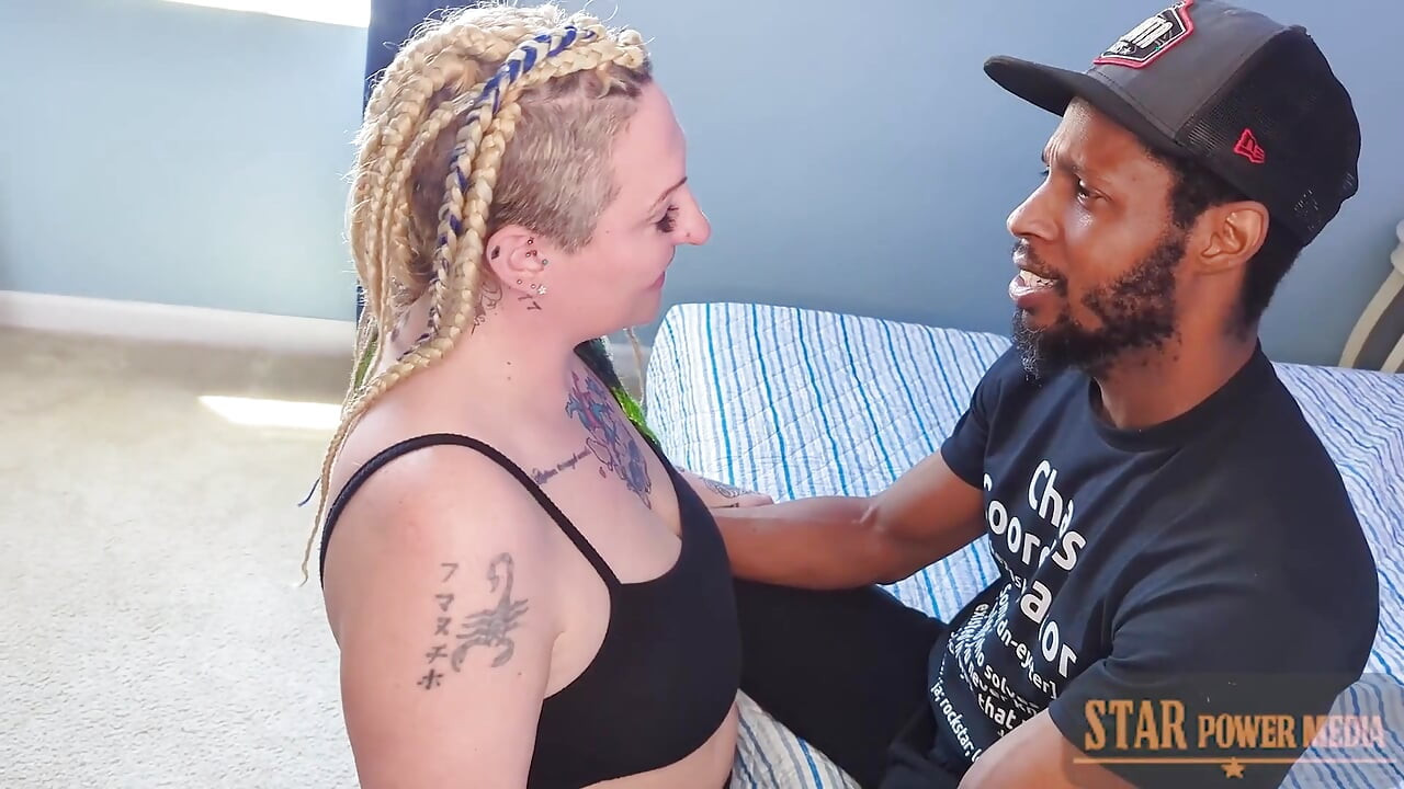 Thick PAWG Livie Blainn Takes BBC Dick in Steamy Intercourse Scene