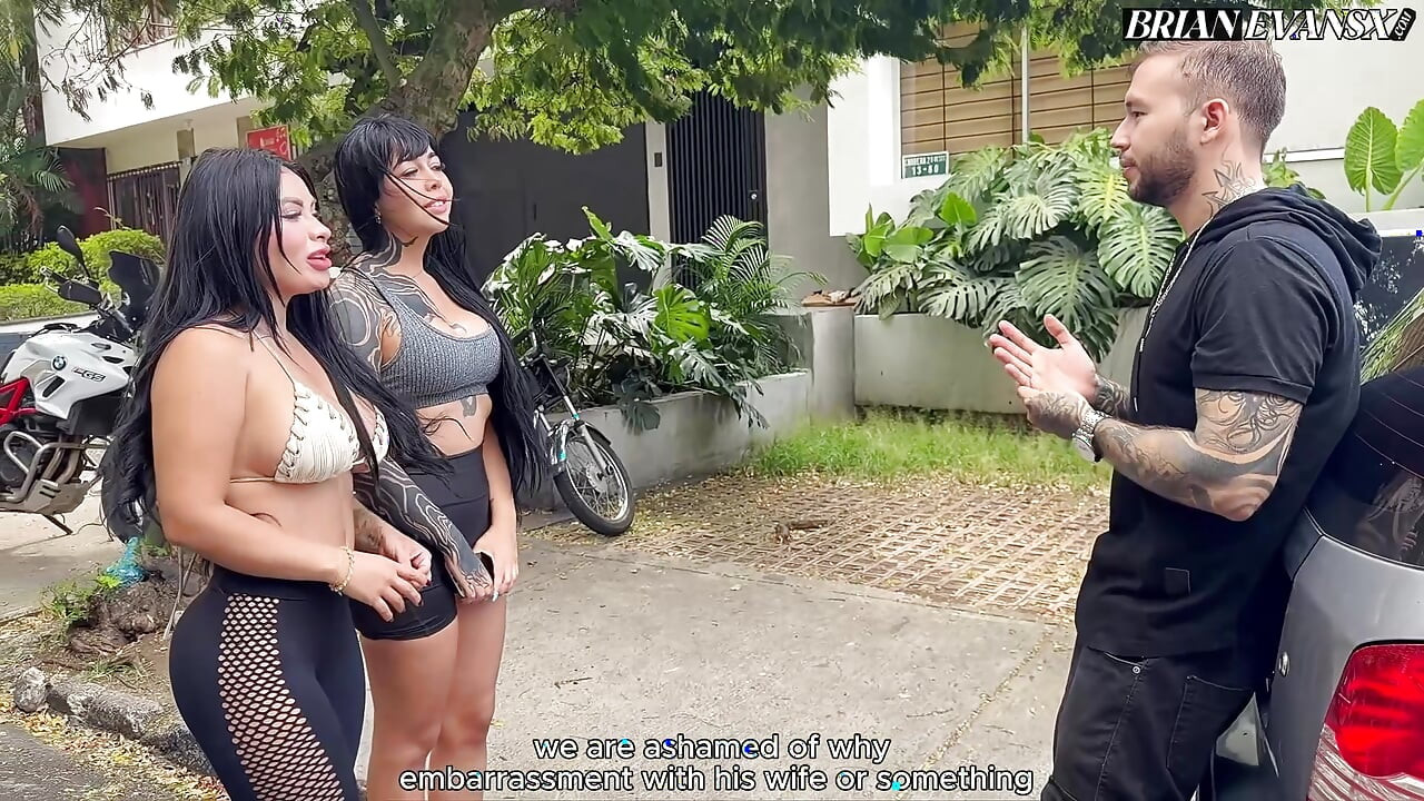 Seks threesome sama dua wanita semok kolombia yang aku temui di jalan - alejandra palacios & sthefycupcake