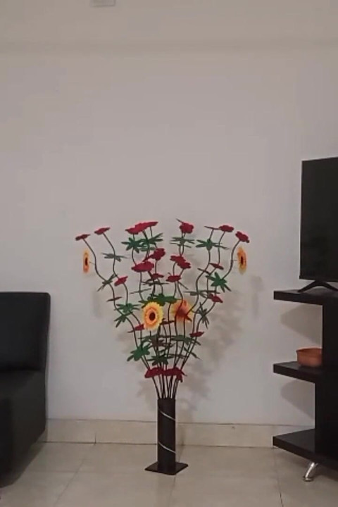 Lisa, Nieśmiała Indyjska Sprzątaczka, Dostaje Spektakularny Seks Podczas Pracy