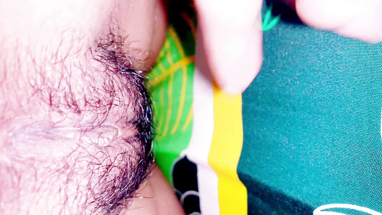 Amateur-sex-paar masturbiert im stil