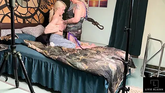 Stepmom Shows Stepdaughter How to Take Dick