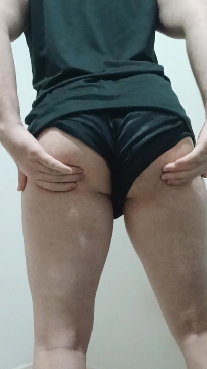 Blonde Femboy doing Live and showing his ass