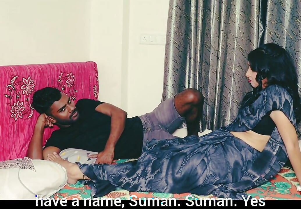 Ein desi-junge fickte seine stiefmutter. Eine Hardcore-session passiert.