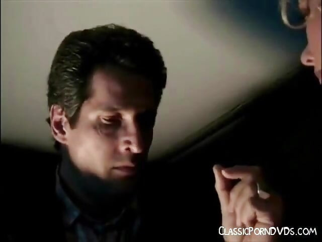 Heiße blondine fickt mit ihrem liebhaber