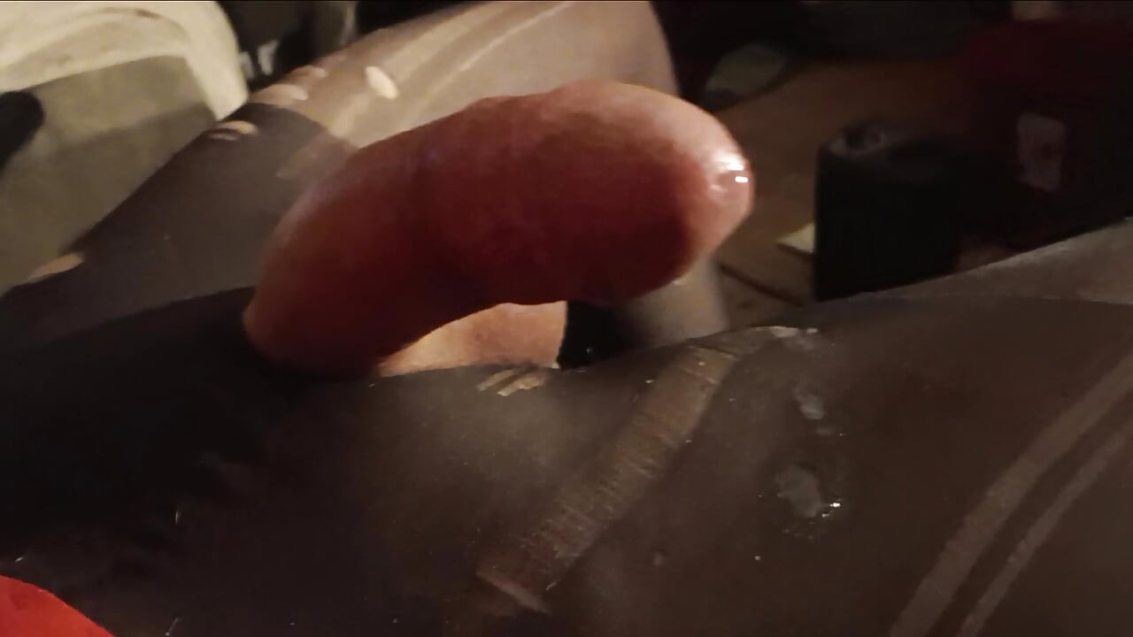 Hands free cumshot