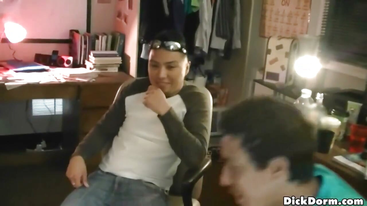 Reality Dudes - Wild Jerry Obliterates Anthony's Mind as They Turn Shaving Into Sucking Real Quick Inside the Dorm Room Setup