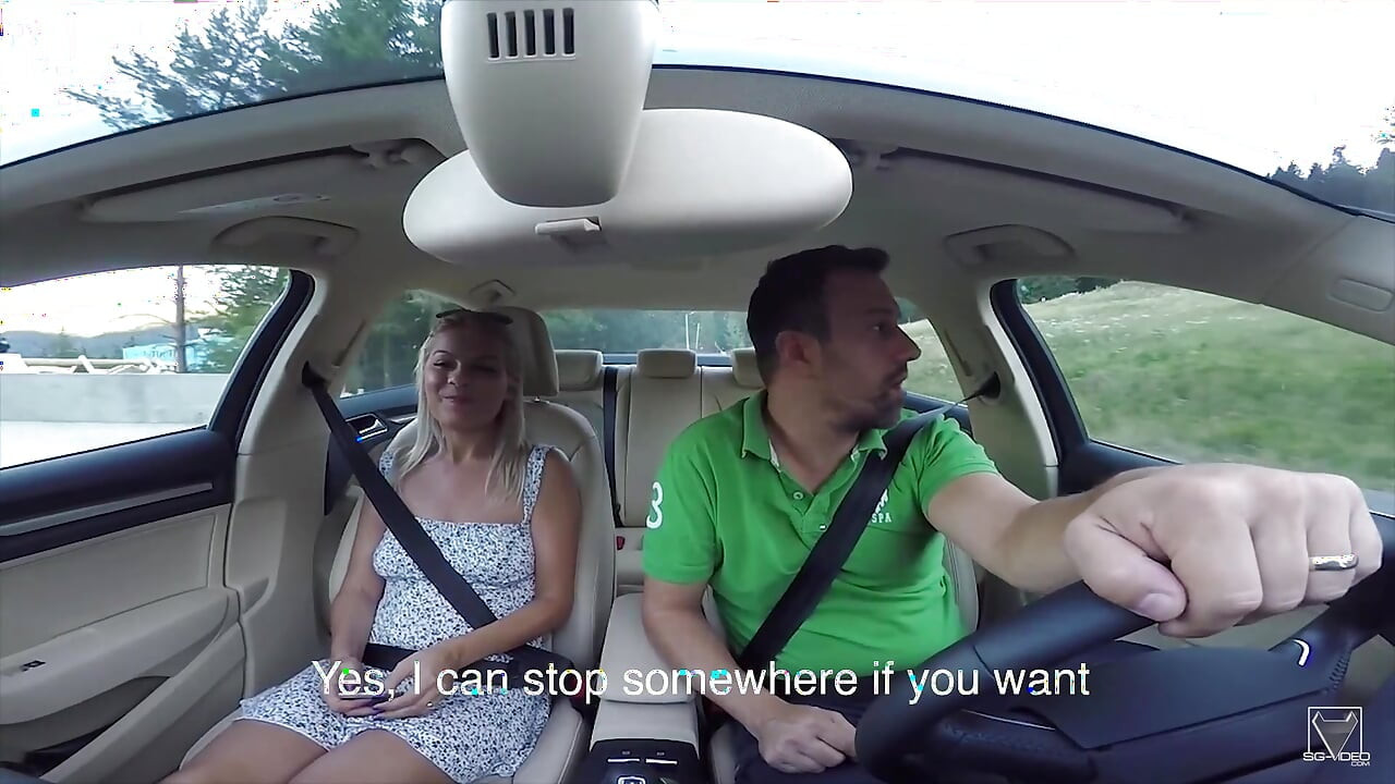 Jasmine Rouge'un inanılmaz çiş oyunları