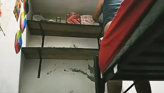 Paket guru seni gemuk pantat bahenol lagi asik muasin memeknya