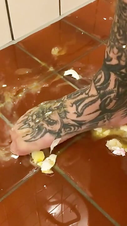 Feet Vs. Raw Egg