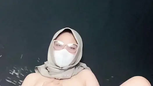 Guruku pulang sekolah masturbasi muncrat