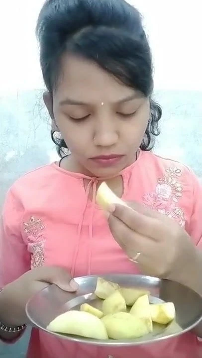 Karuna ko bahut choda