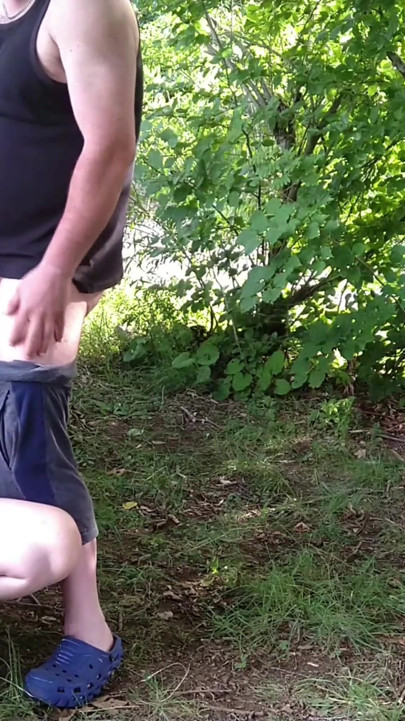 Sexy MILF make a great outdoor blowjob and big facial | Clip 1