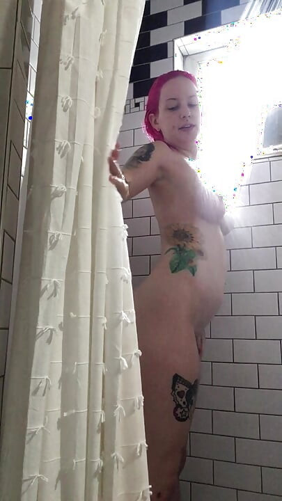 อาบน้ําสั่น